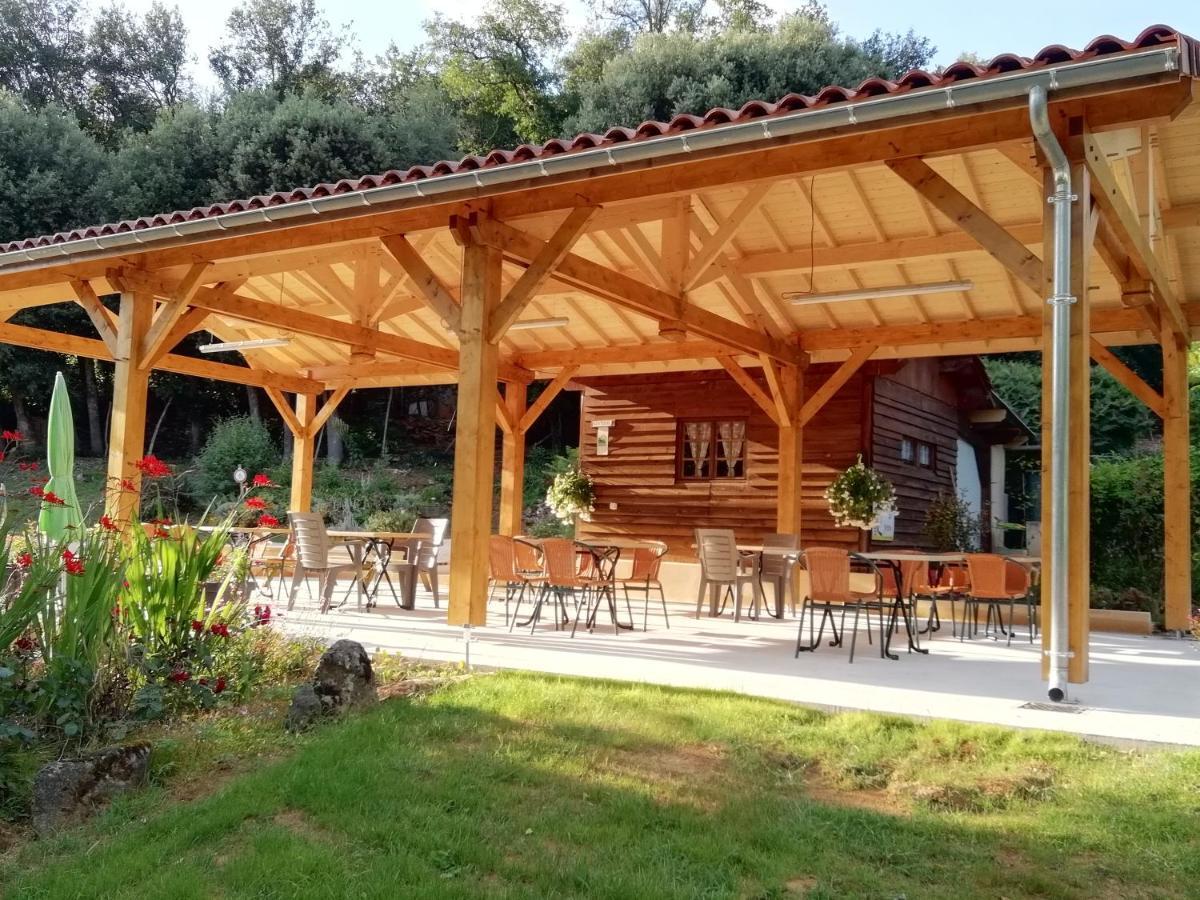 Les Pierres Chaudes Hotel Veyrignac Exterior photo